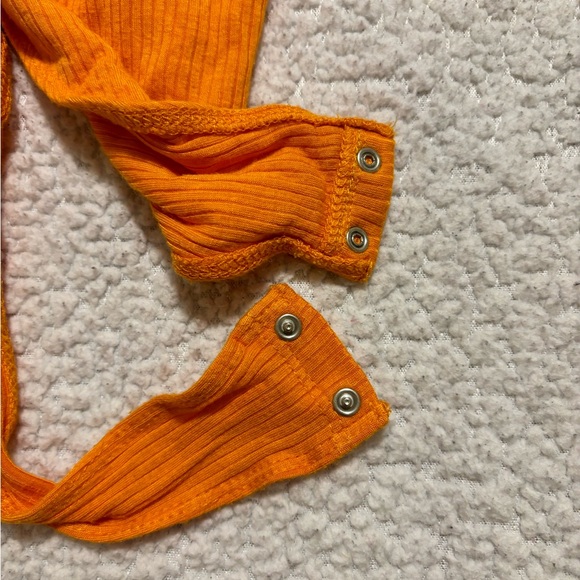 Garage Ribbed Bodysuit - Picture 9 of 16